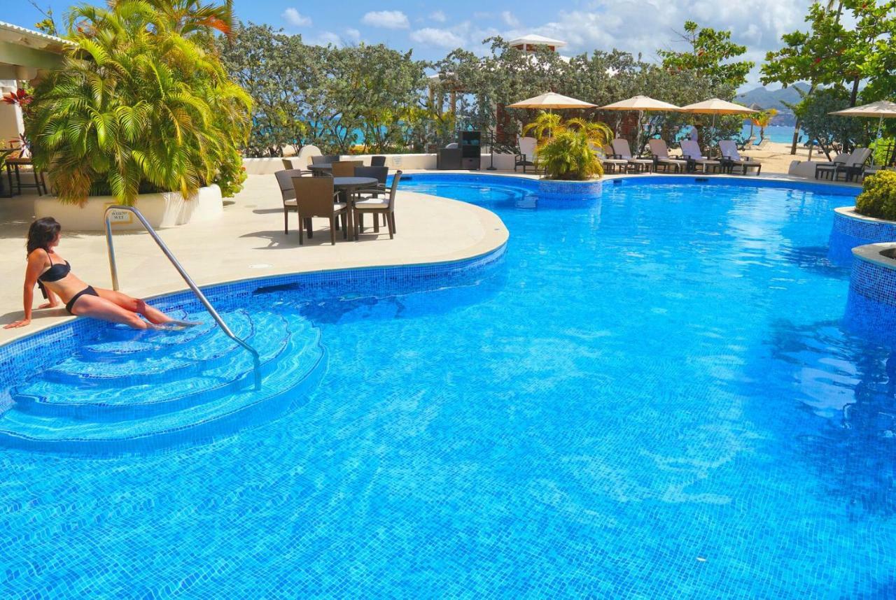 Spice Island Beach Resort St. George's Exterior photo